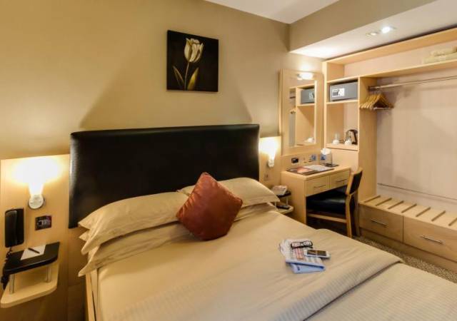 Stay 3 Nights & Save 10%