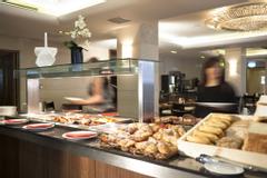 Academy Plaza Hotel | Dublin | Plaza Bar & Grill Breakfast Buffet