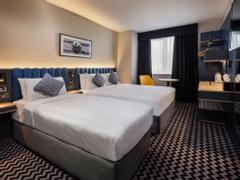 Academy Plaza Hotel | Dublin | Academy Plaza Hotel Triple Room 